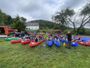 8b beim Kanufahren