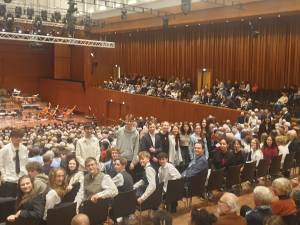 Klasse 10b im Konzertsaal in Reutlingen